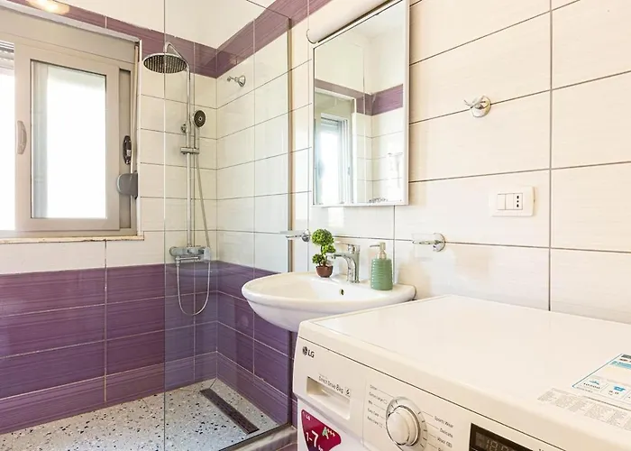 Downtown - Cozy, Kitchen & Easy Access Daire *